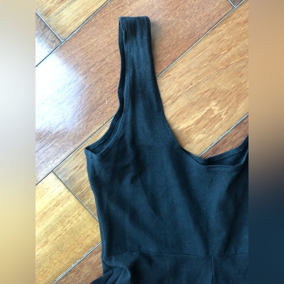 Black Dress - Picture 8 of 16